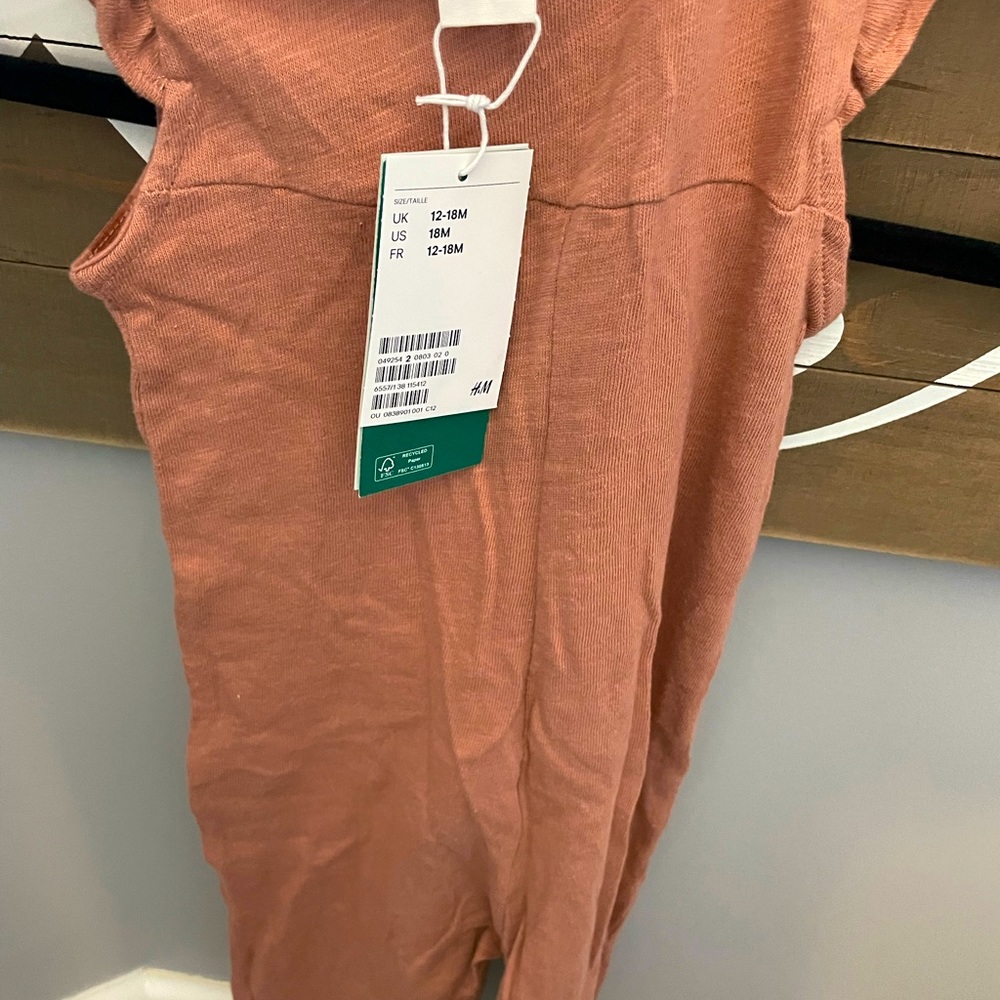 H&M kid one piece size 18M